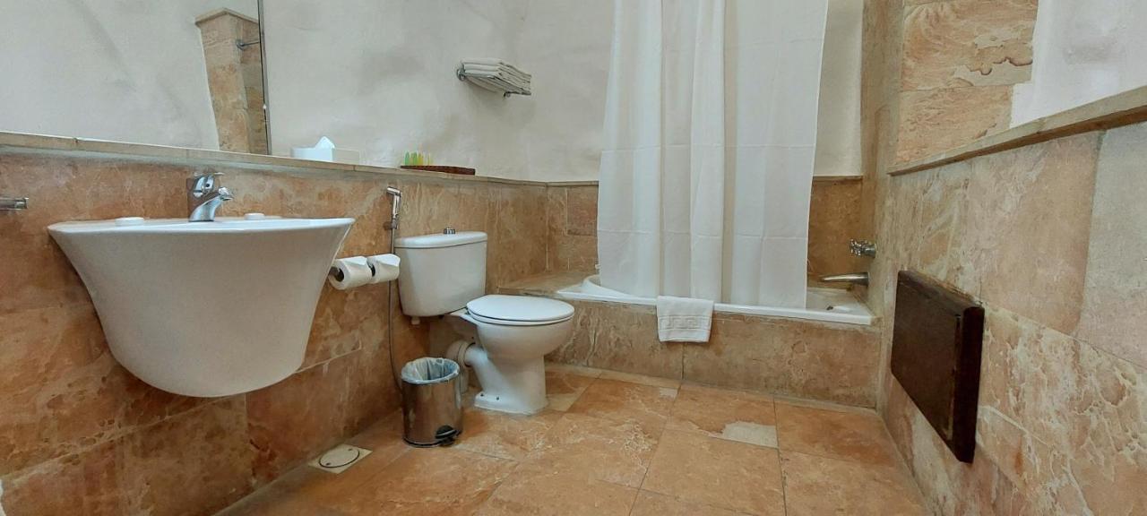 Hayat Zaman Hotel And Resort Petra Wadi Musa Ngoại thất bức ảnh