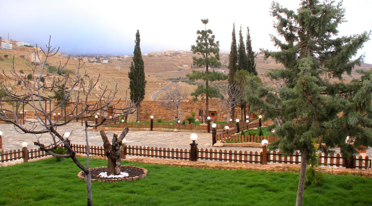 Hayat Zaman Hotel And Resort Petra Wadi Musa Ngoại thất bức ảnh