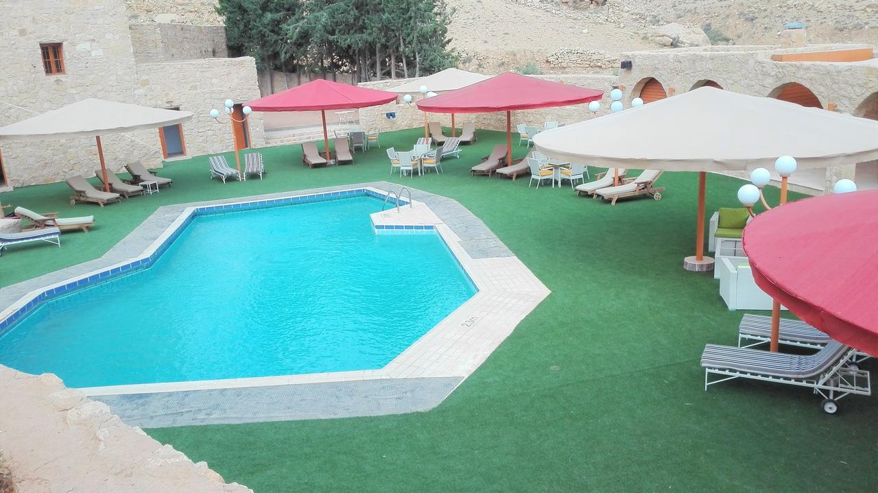 Hayat Zaman Hotel And Resort Petra Wadi Musa Ngoại thất bức ảnh